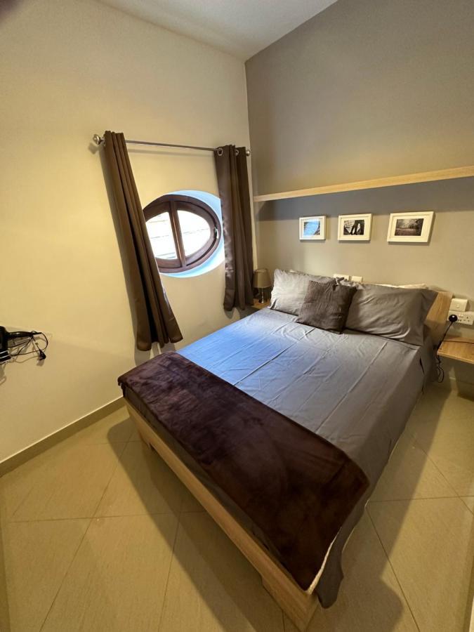 Ewa Apt - 3-Bedrooms Apt Near Sliema - St Julians Seafront Gzira Exterior photo